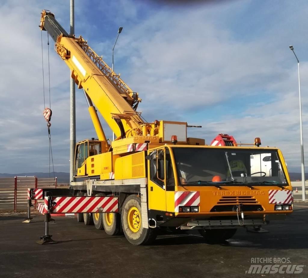 Demag AC 120 Mobiilinosturit