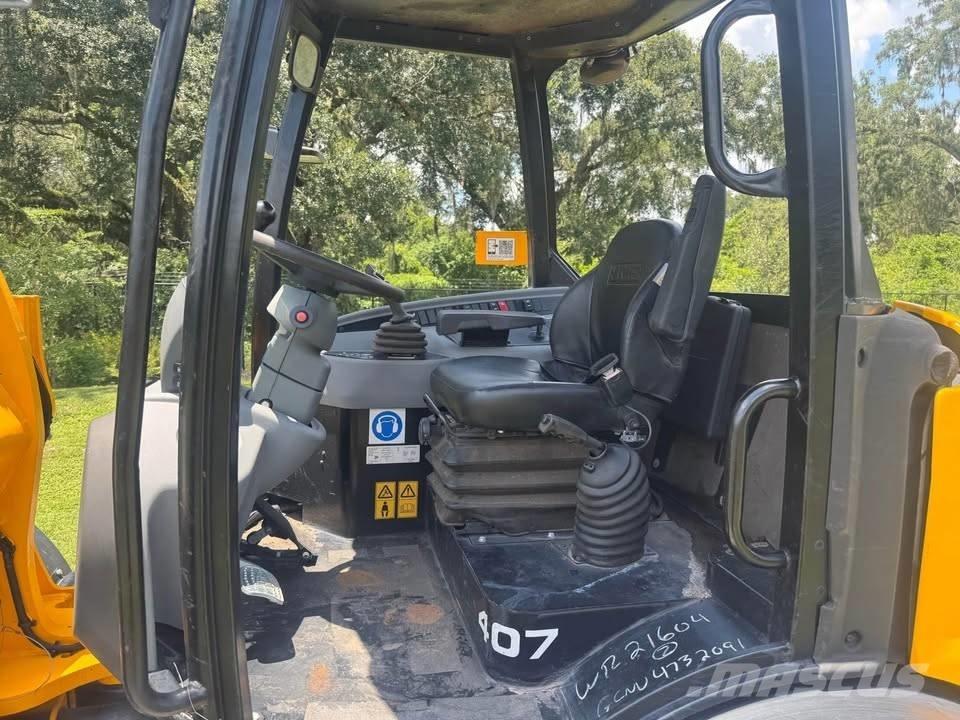 JCB 407 Pyöräkuormaajat