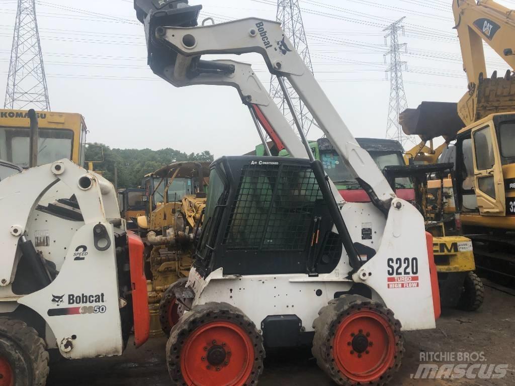 Bobcat S 220 Liukuohjatut kuormaajat