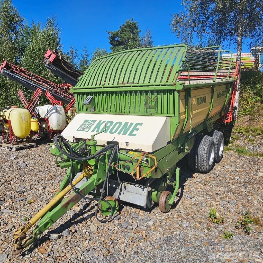 Krone Turbo-2500 Keräävät noukinvaunut ja silppurivaunut