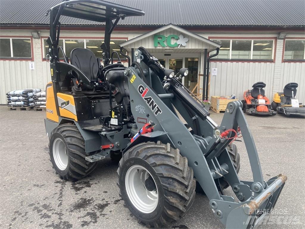 GiANT G2300HD Yleiskuormaajat