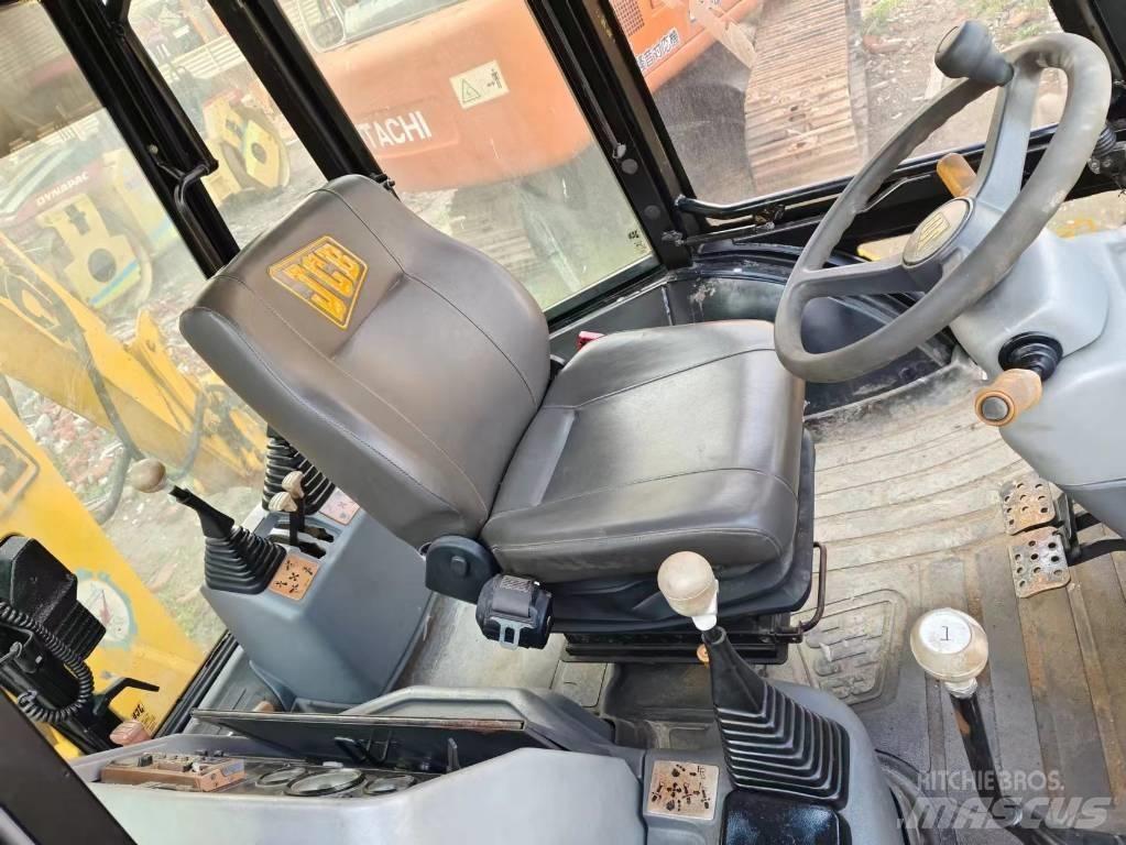 JCB 3cx Kaivurikuormaajat