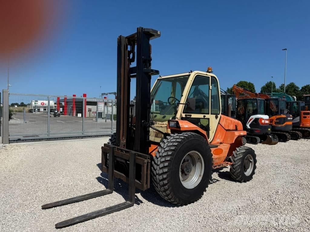 Manitou M 30.4 Dieseltrukit