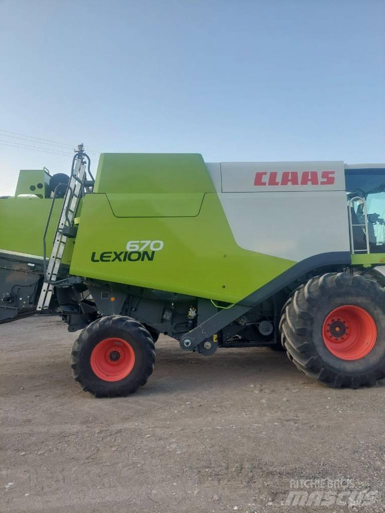 CLAAS Lexion 670 Leikkuupuimurit