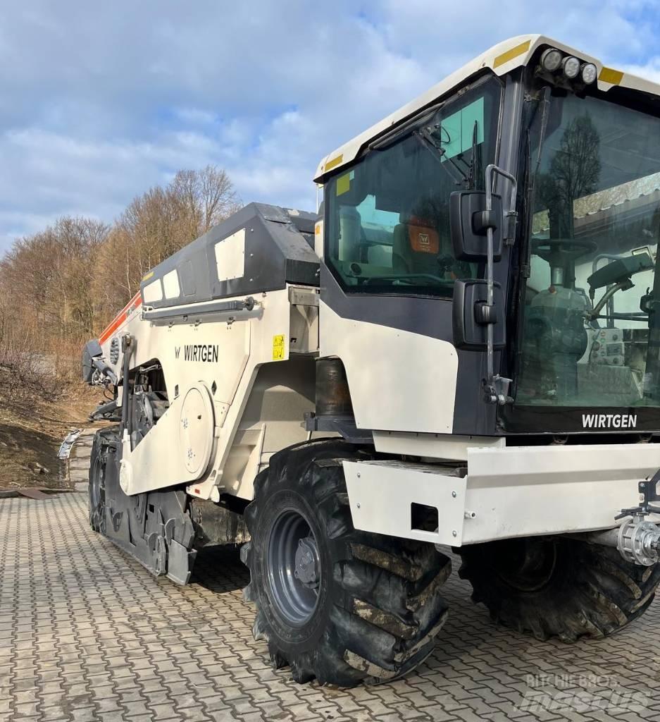 Wirtgen WR240i Asfaltin uusiokäyttölaitteet