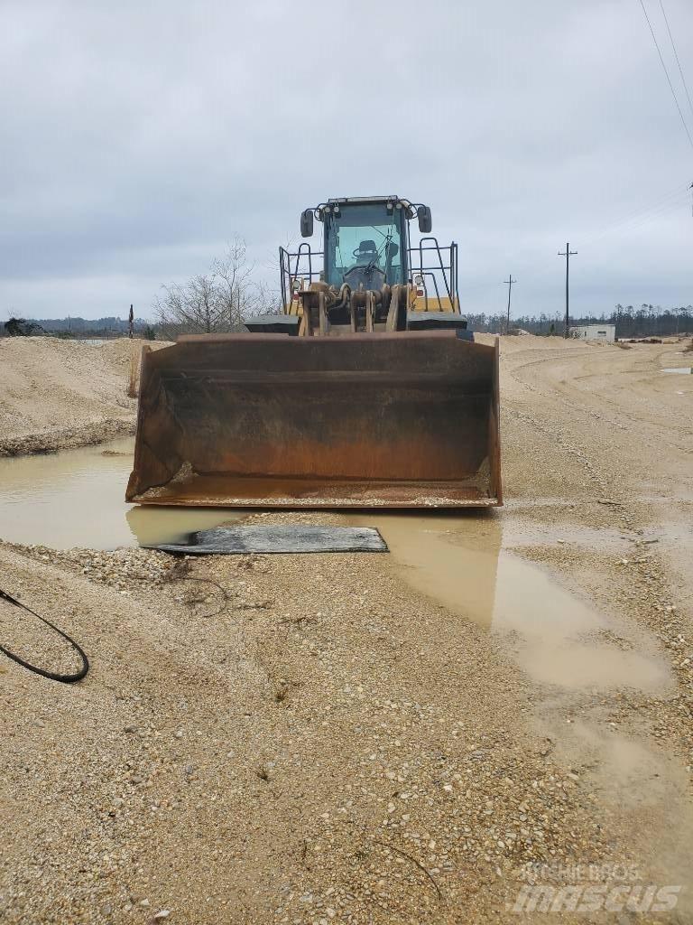John Deere 844 K Pyöräkuormaajat
