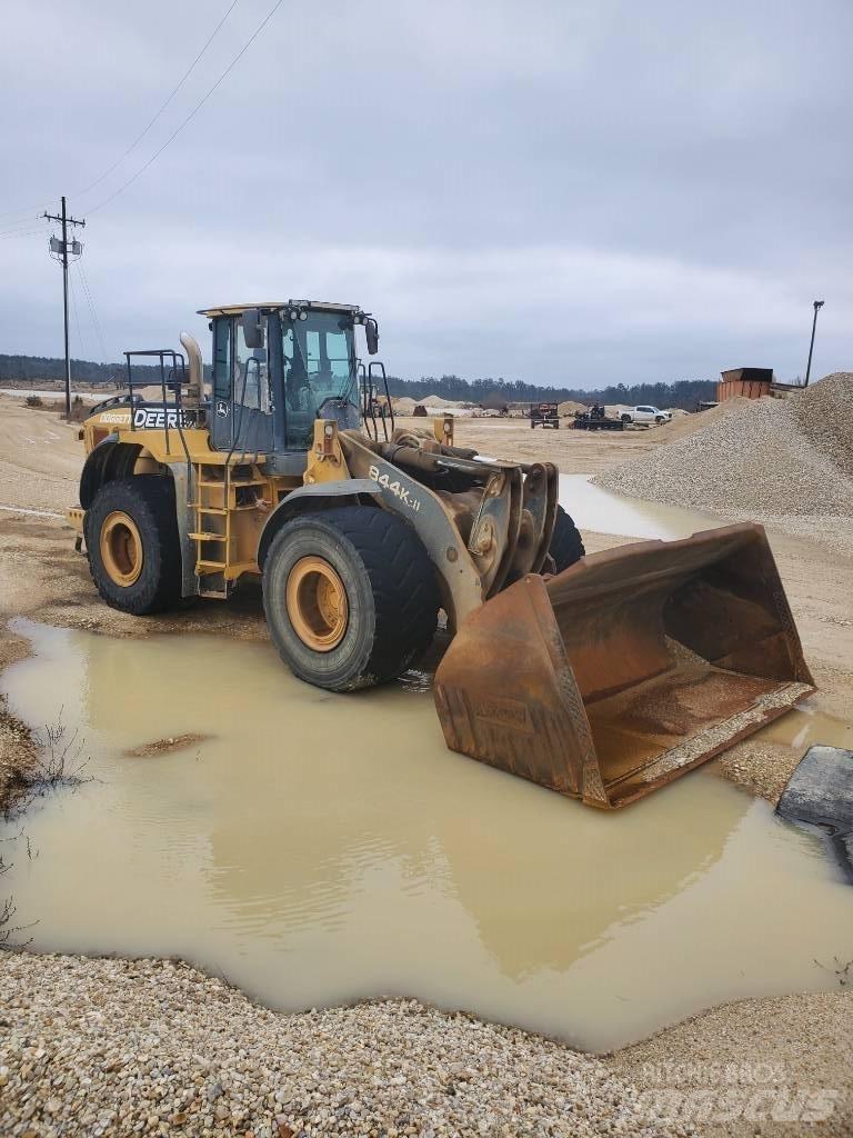 John Deere 844 K Pyöräkuormaajat