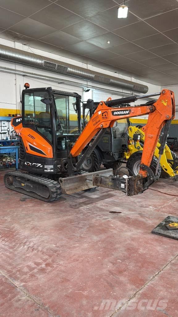 Doosan DX 27 Z Minikaivukoneet < 7t