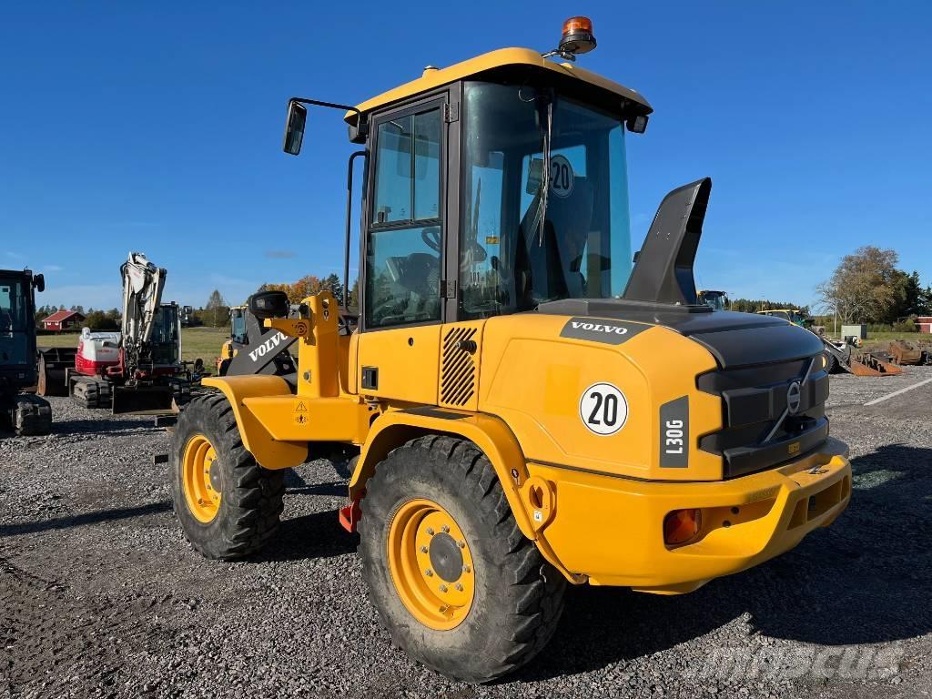 Volvo L 30 G Pyöräkuormaajat