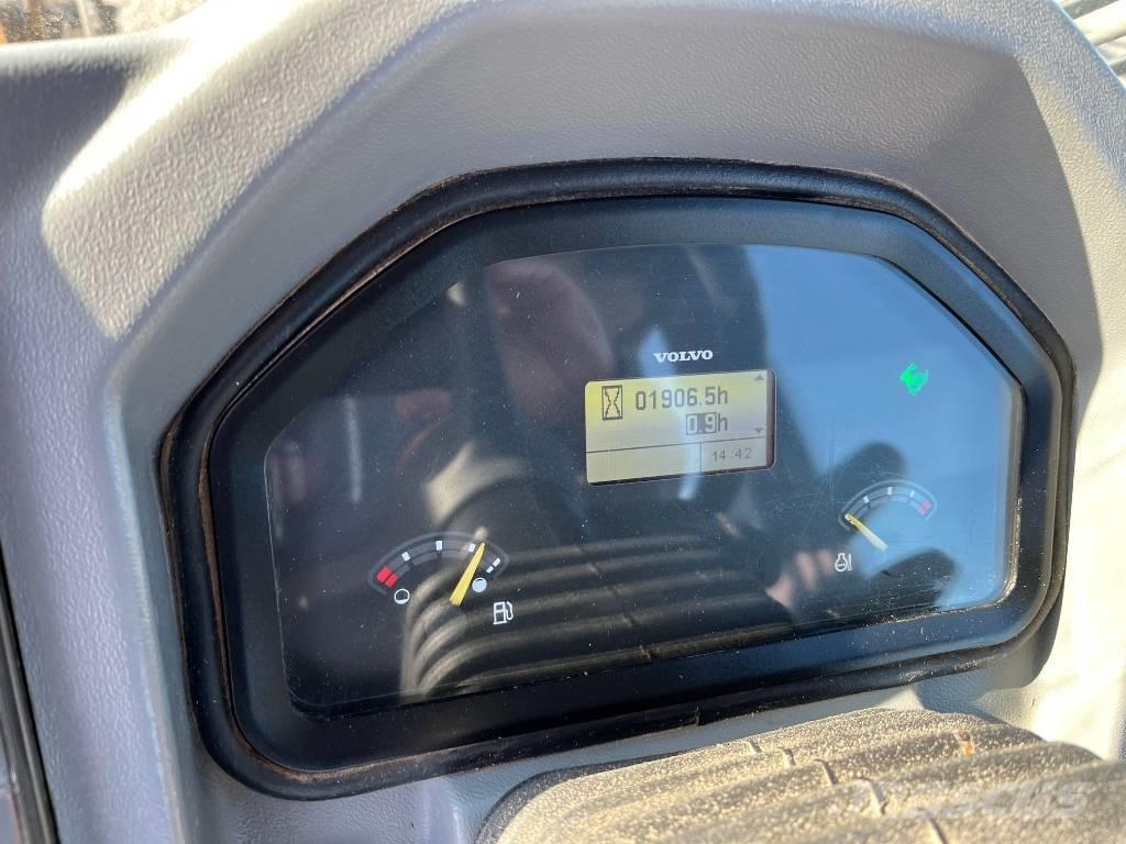 Volvo L 30 G Pyöräkuormaajat