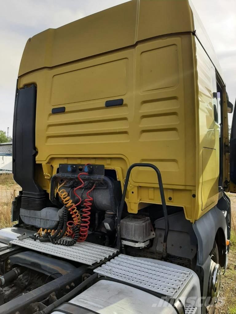 MAN TGA 18.440 Vetopöytäautot