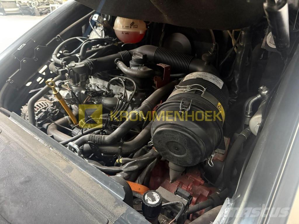 Linde H 30 T Nestekaasutrukit