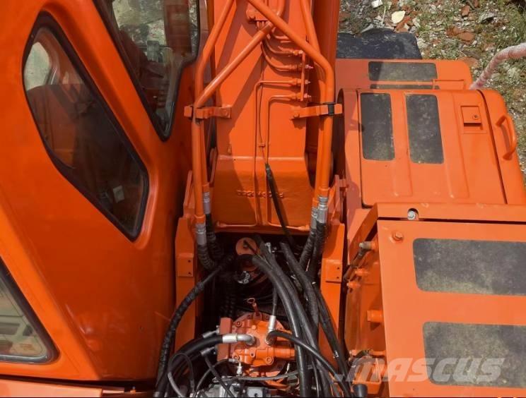 Doosan DH150W-7 Pyöräkaivukoneet
