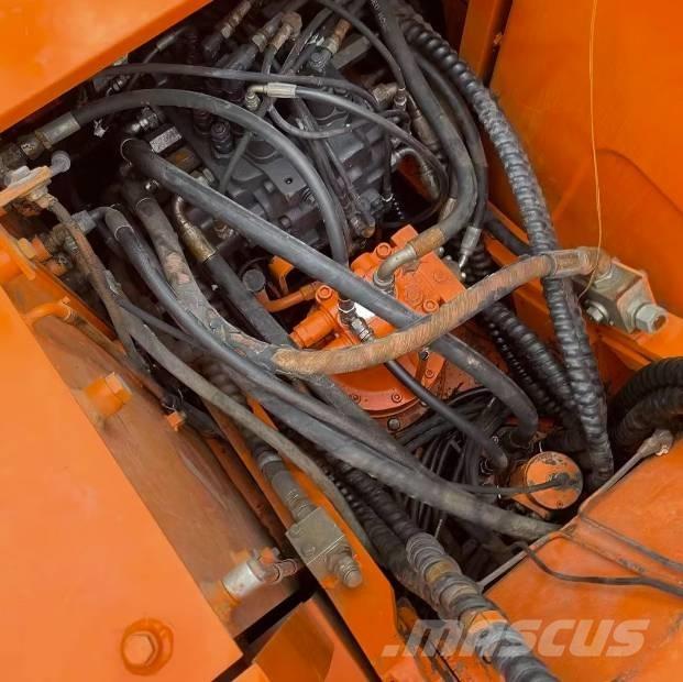 Doosan DH150W-7 Pyöräkaivukoneet