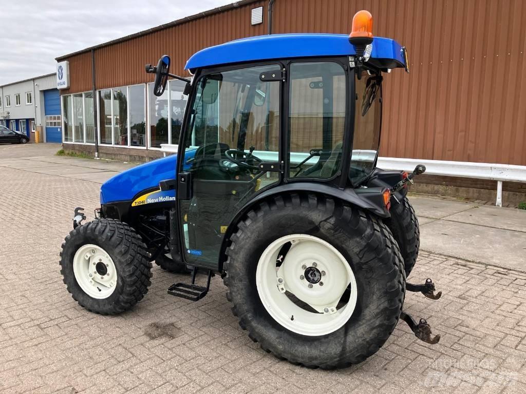 New Holland 3040 Traktorit