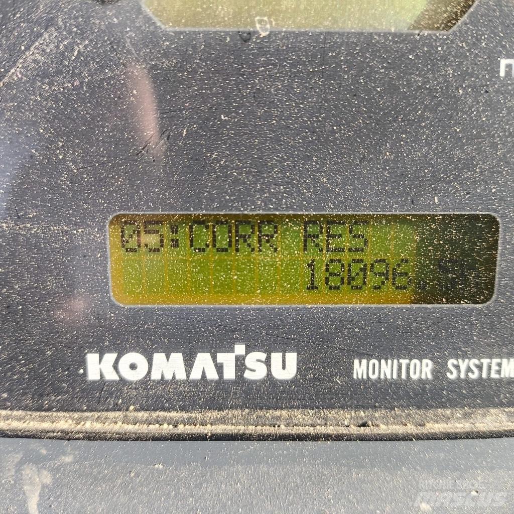 Komatsu D 65 PX-15 Telaketjupuskutraktorit