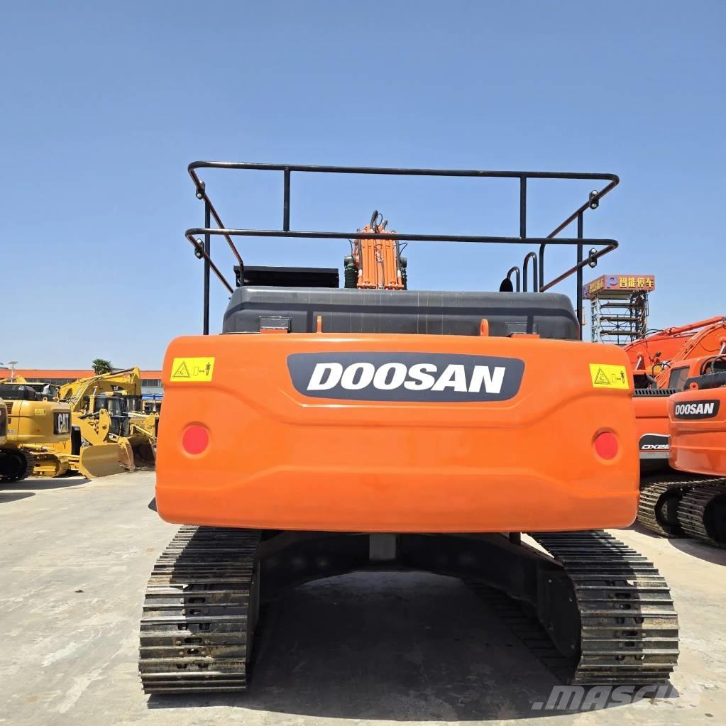 Doosan DX 300 LC Minikaivukoneet < 7t