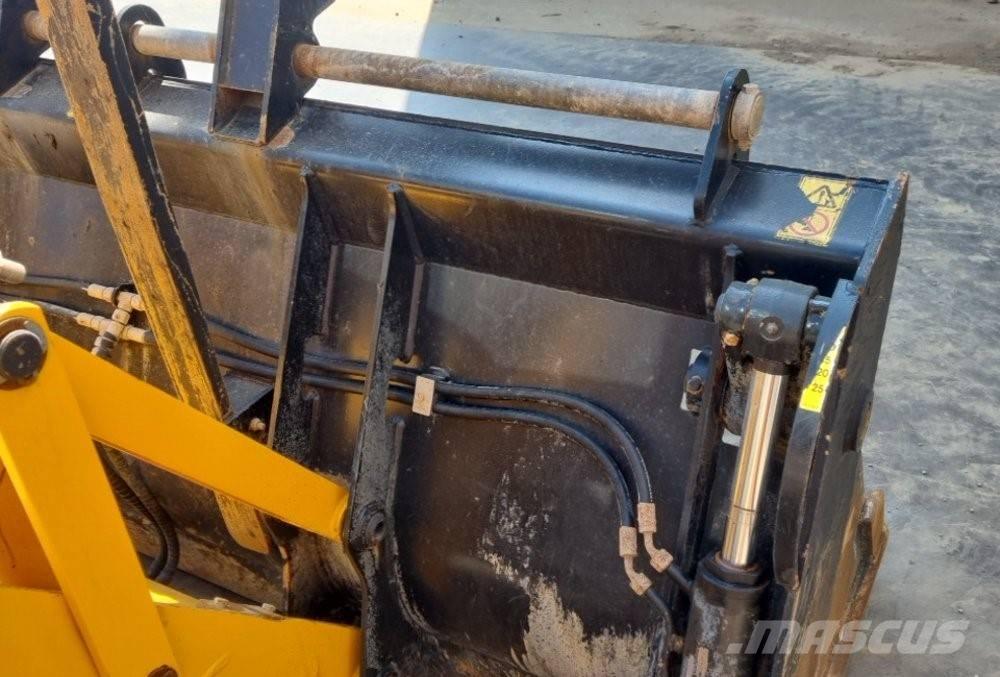 JCB 3CX P21 ECO Kaivurikuormaajat