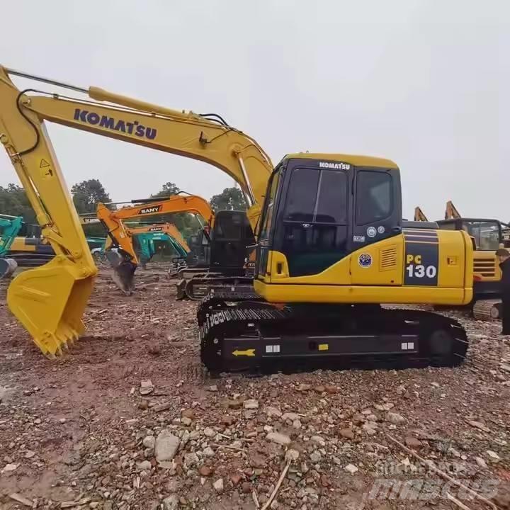 Komatsu PC130-7 Minikaivukoneet < 7t
