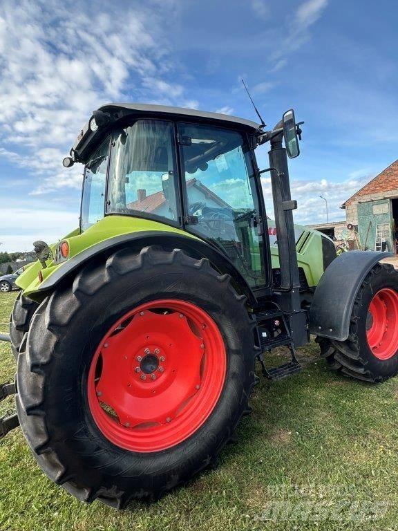 CLAAS Arion 430 Traktorit
