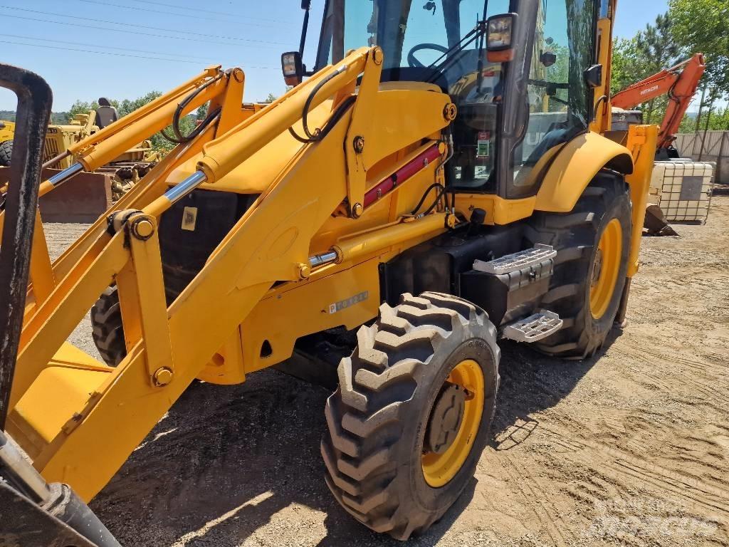 JCB 3 CX Kaivurikuormaajat