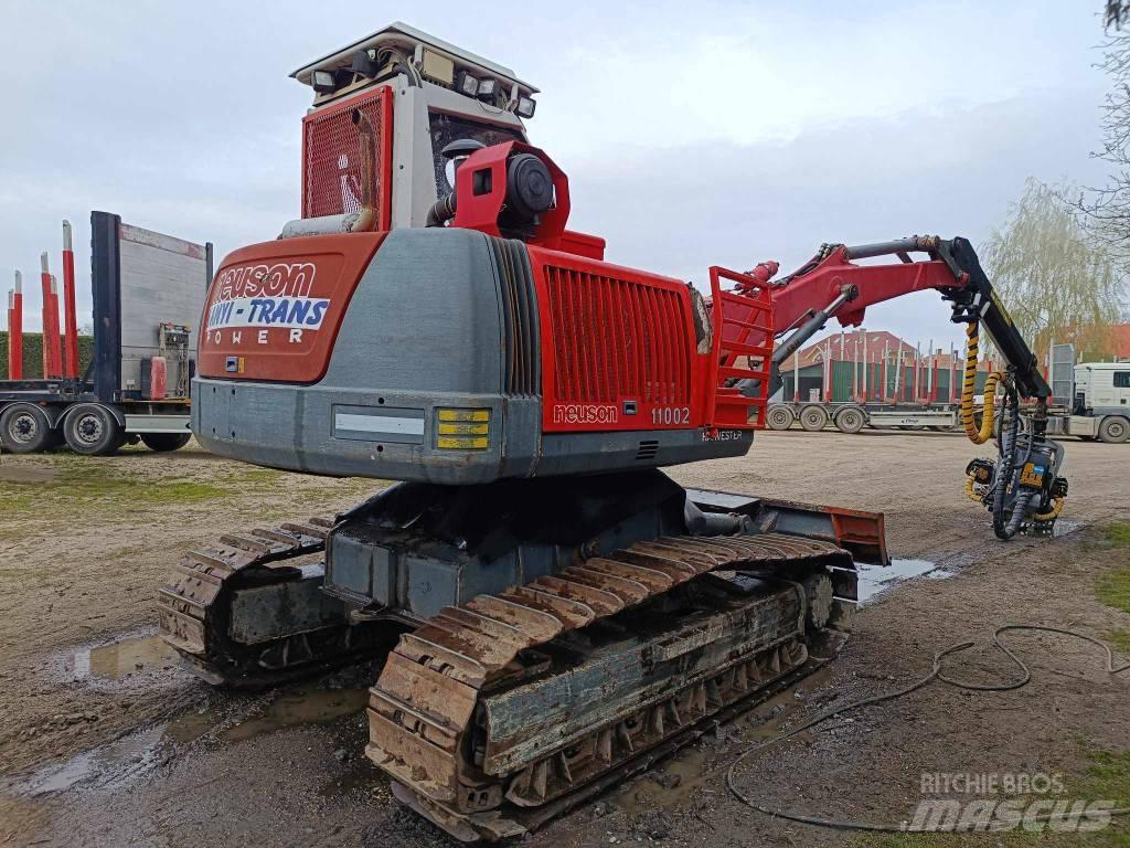 Neuson 11002 HV Harvesterit