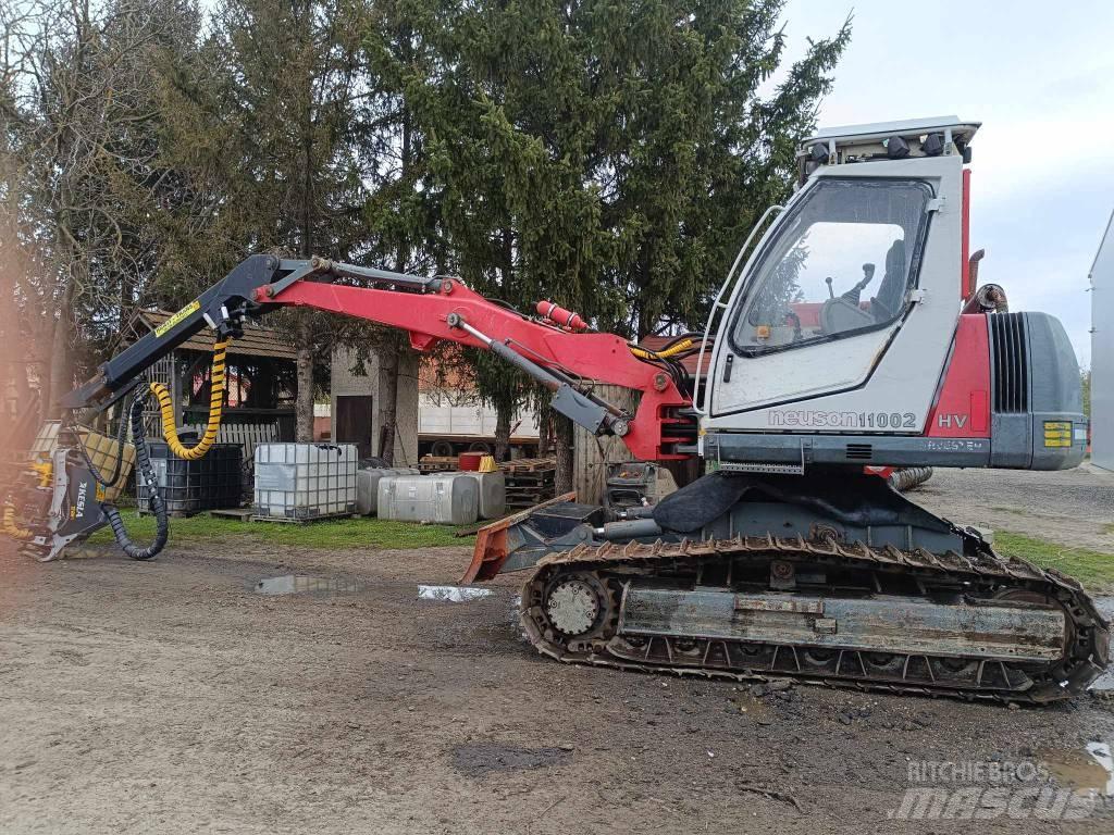 Neuson 11002 HV Harvesterit