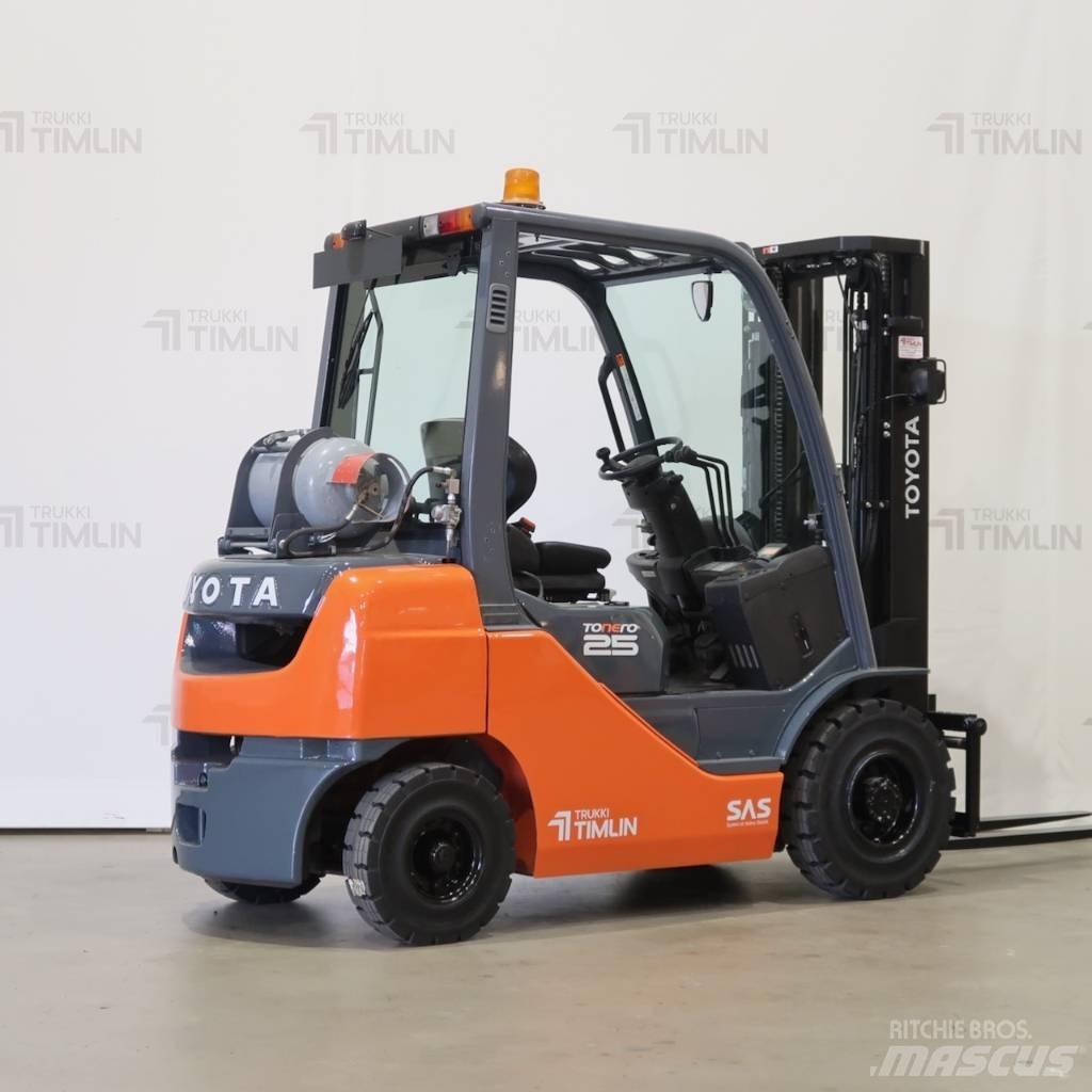 Toyota 02-8FGF25 Nestekaasutrukit
