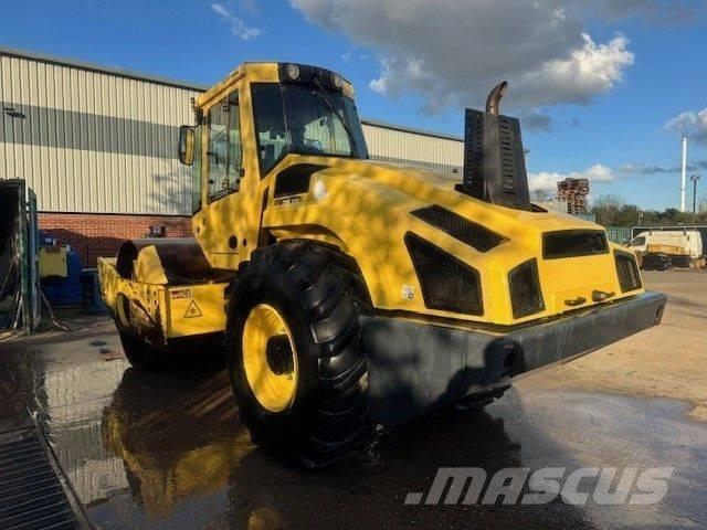 Bomag BW 216 DH-4i Yksivalssijyrät