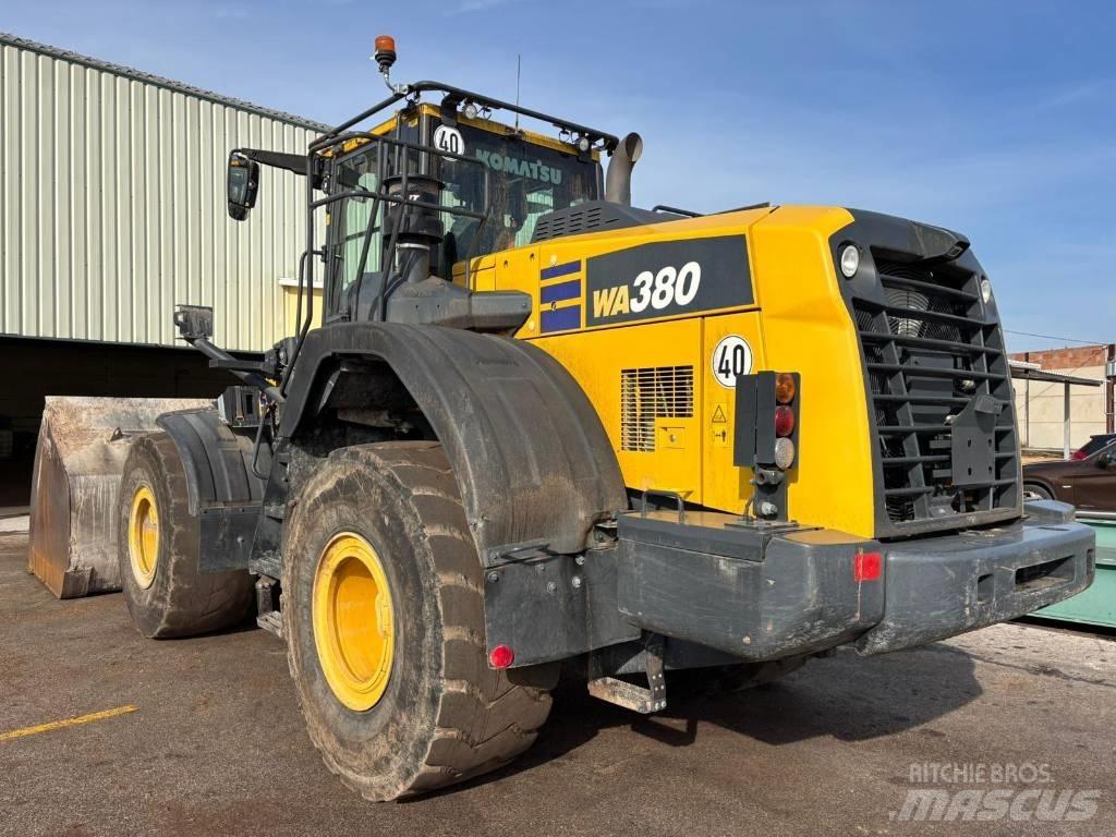 Komatsu WA 380-8 Pyöräkuormaajat