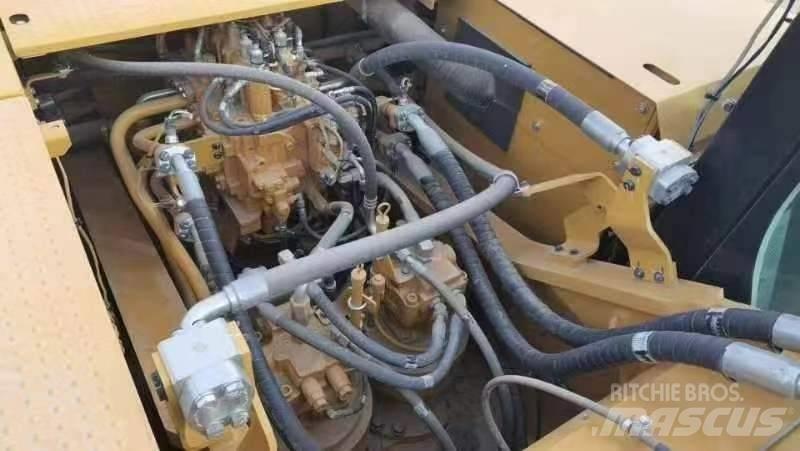 CAT 2022 CAT 350 Pyöräkaivukoneet