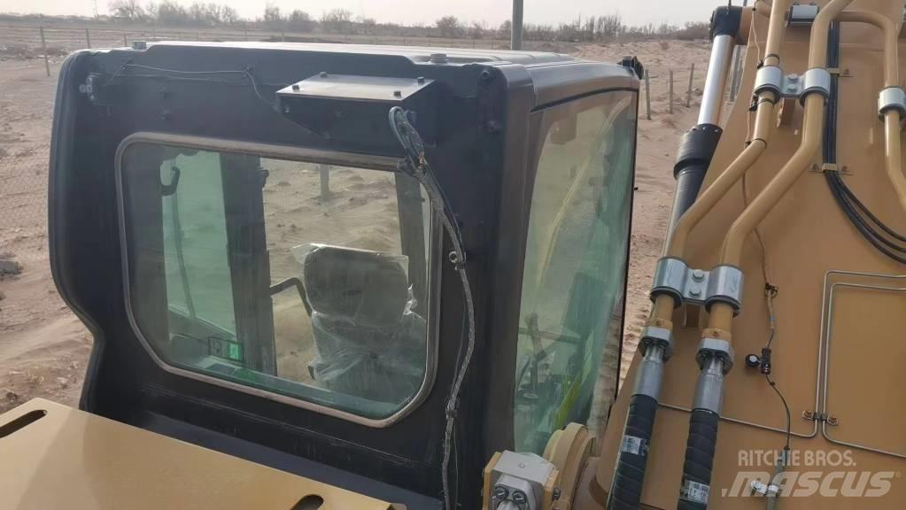 CAT 2022 CAT 350 Pyöräkaivukoneet