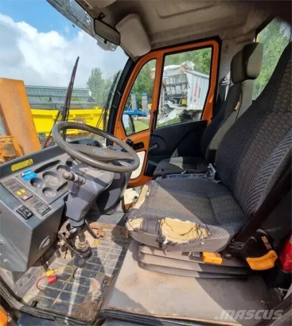 Multicar M 30 Pienet kuormainlaitteet