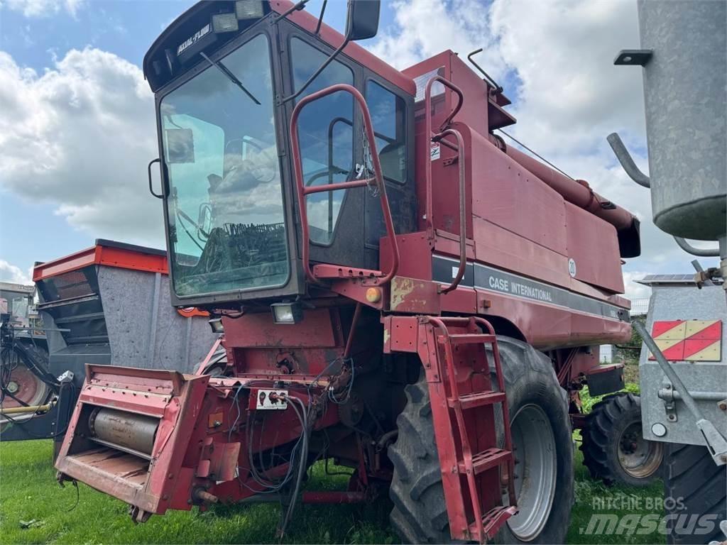 Case IH 1680 Axial Leikkuupuimurit