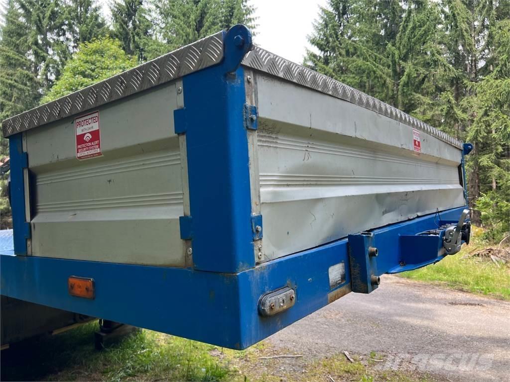 Camro CNR 2622 Lavaperävaunut