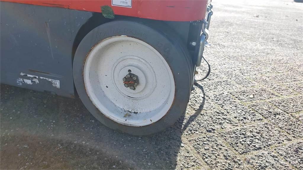 SkyJack SJ16 Muut henkilönosturit