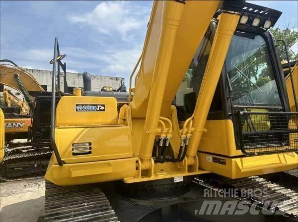Komatsu PC 200 Midikaivukoneet 7t - 12t