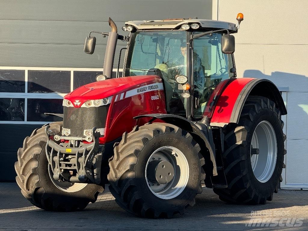Massey Ferguson 8660 Traktorit