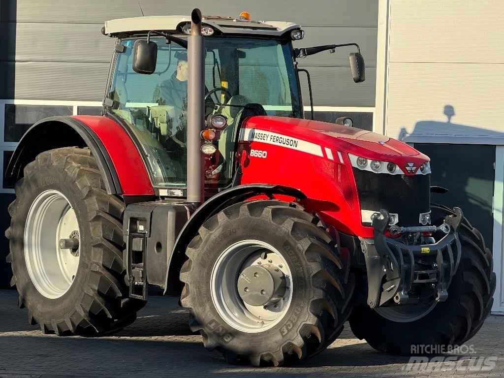 Massey Ferguson 8660 Traktorit