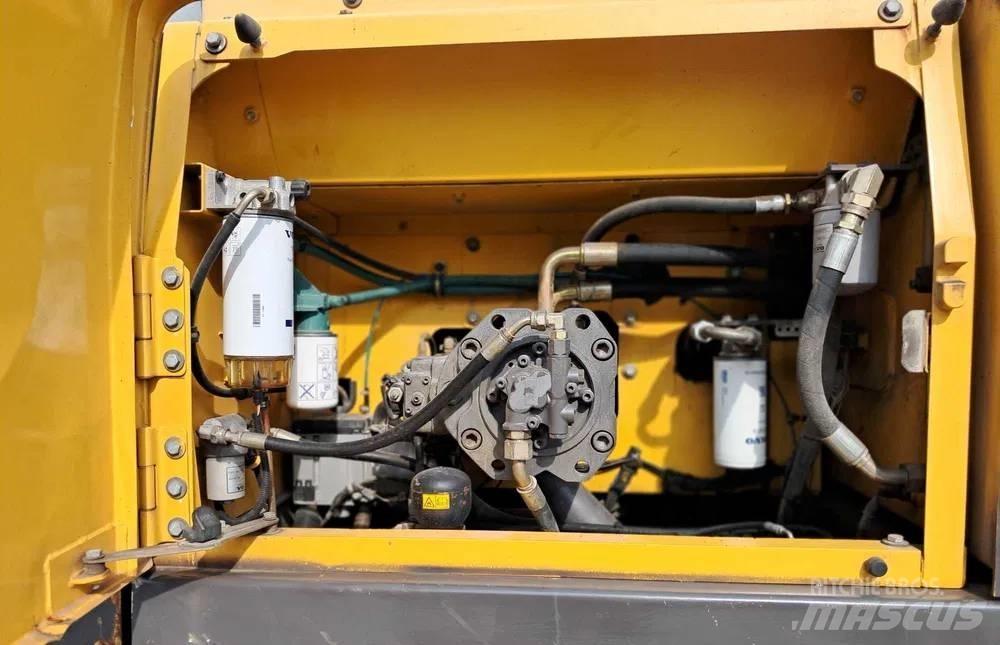 Volvo EC 300 D L Telakaivukoneet