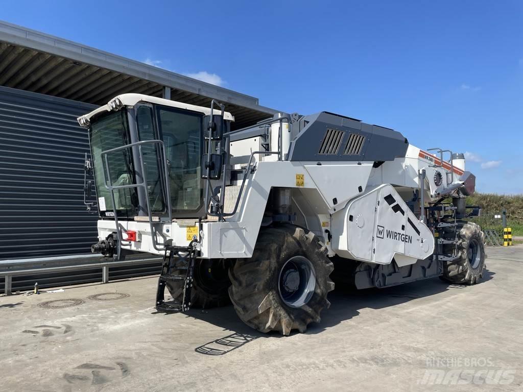 Wirtgen WR 240I Asfaltin uusiokäyttölaitteet