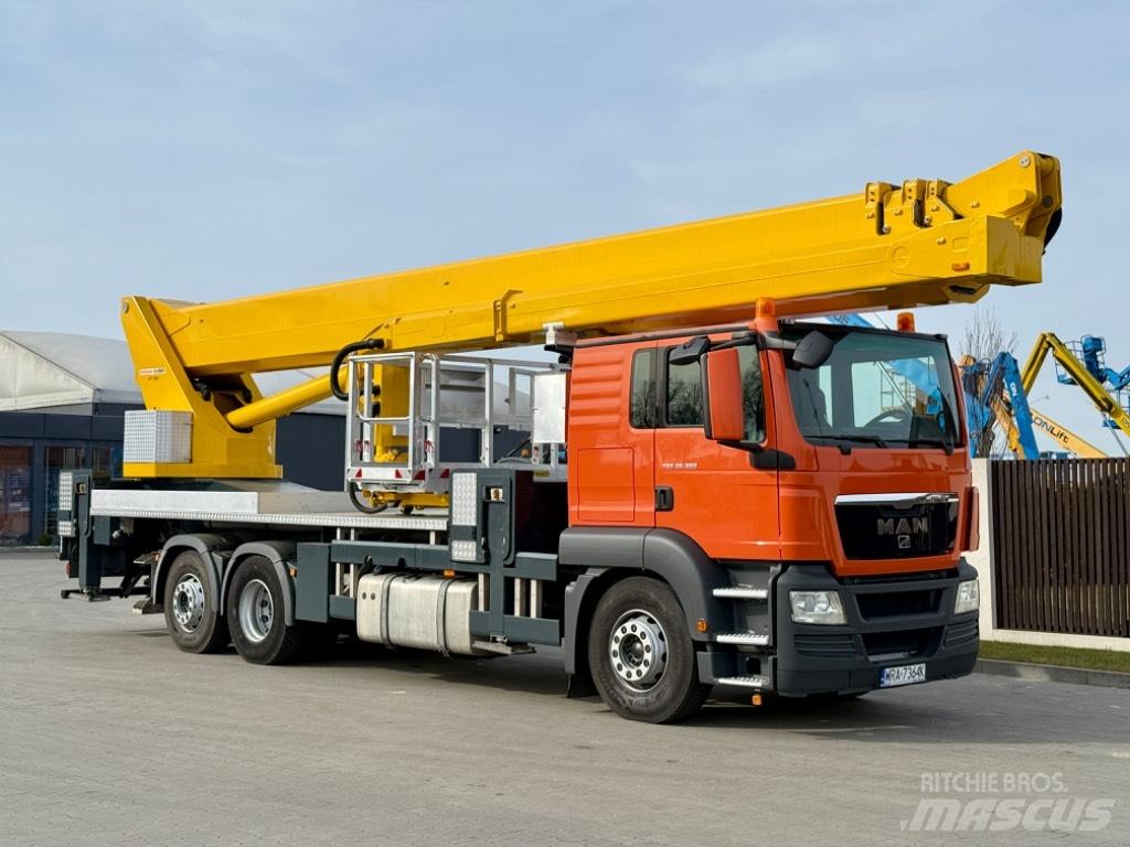Wumag WT 530 Nostolava-autot