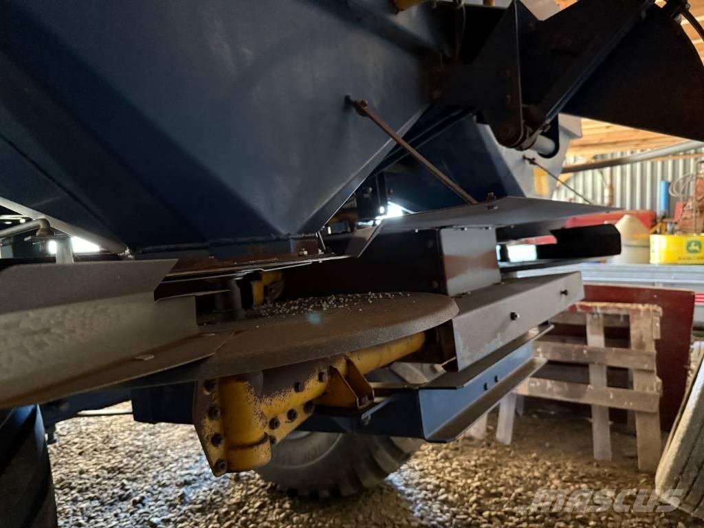 Bogballe ET 4000 Lannoitteenlevittimet