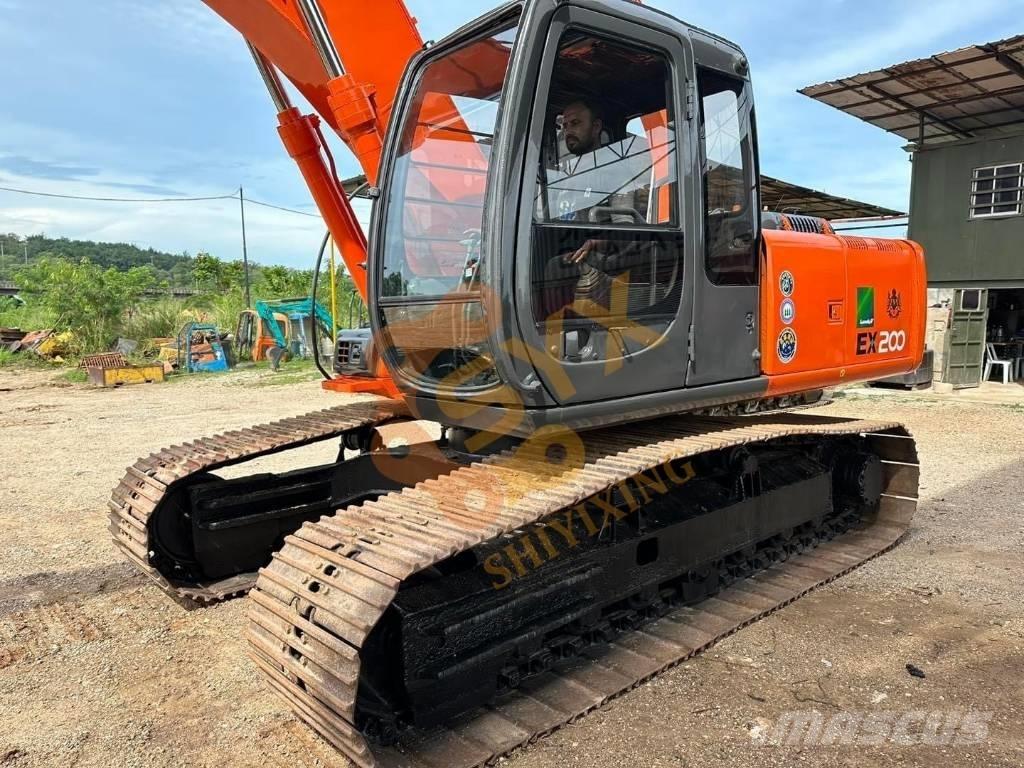 Hitachi EX 200-5 Telakaivukoneet