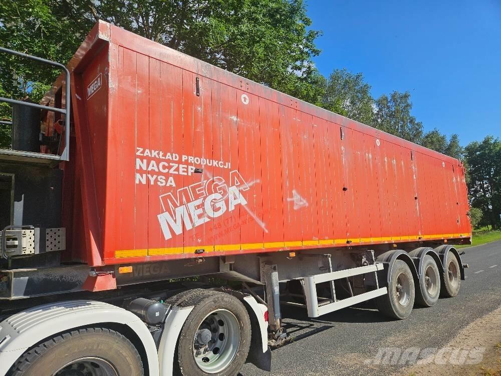 Mega MNW Kippipuoliperävaunut
