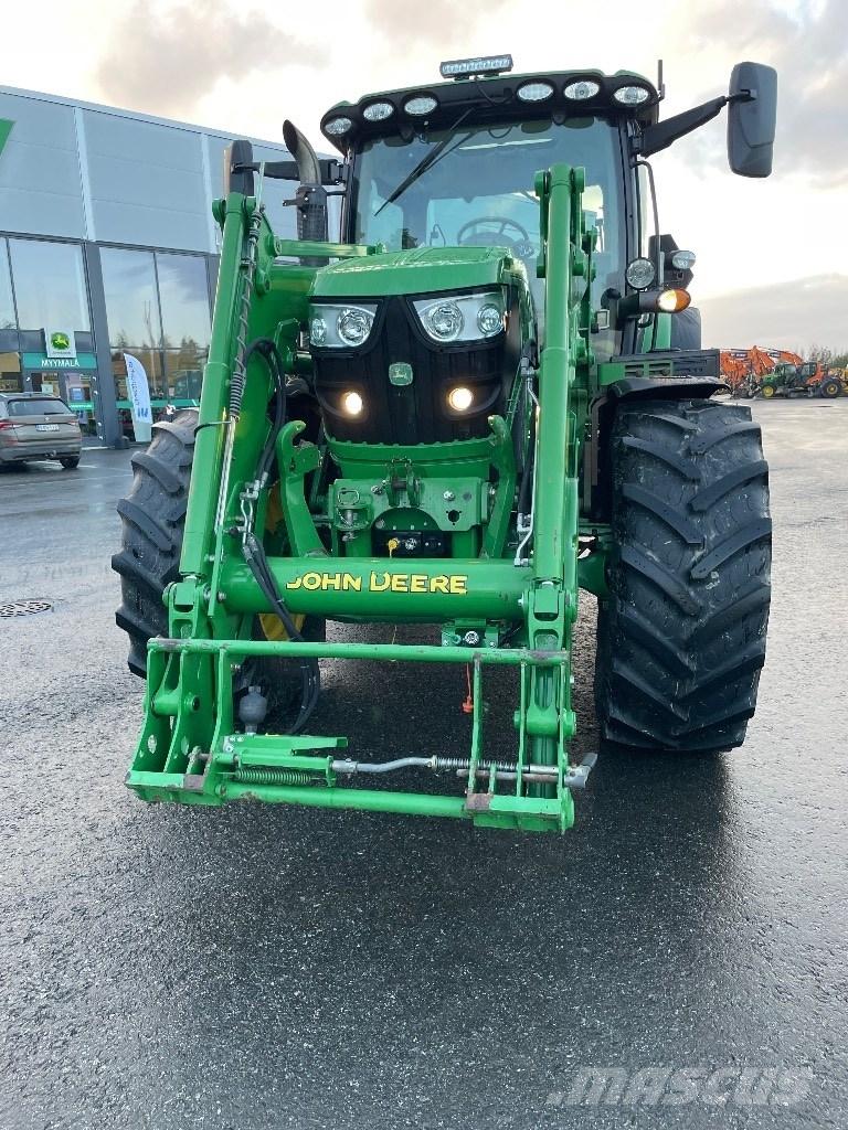 John Deere 6115R Traktorit