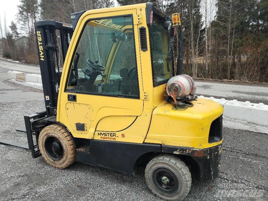 Hyster H3.5FT Nestekaasutrukit