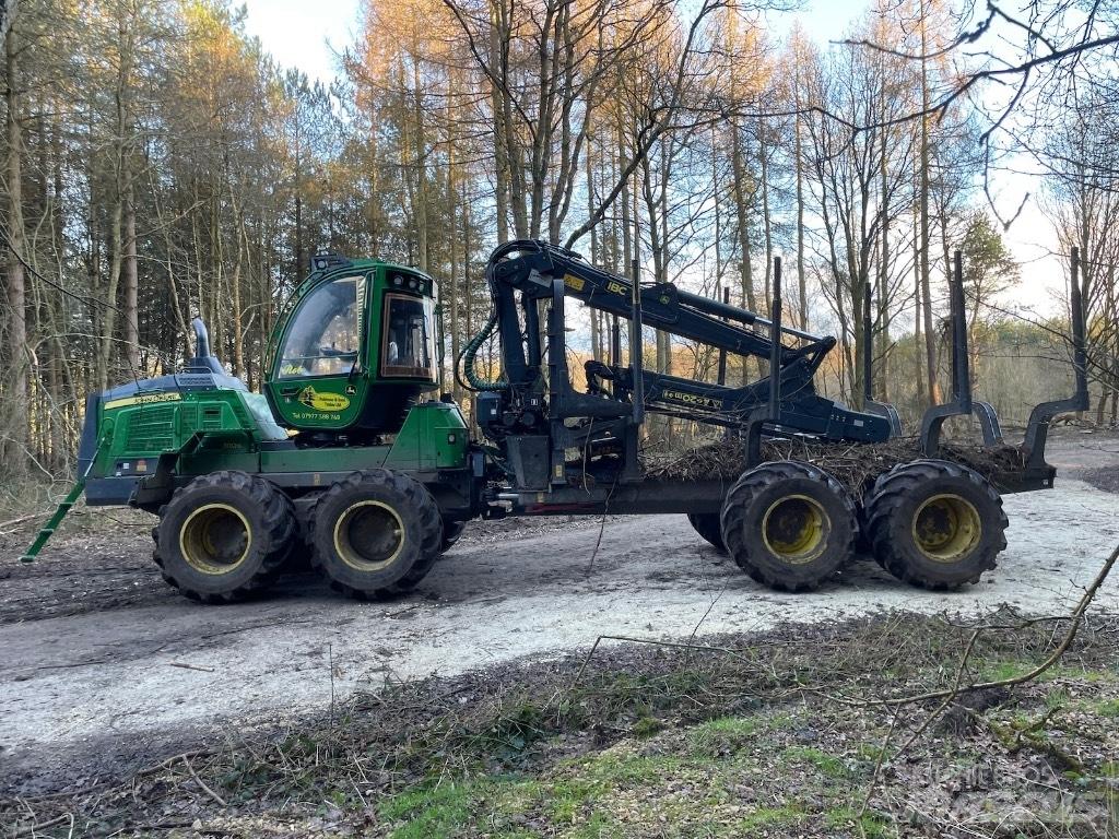 John Deere 1110G Kuormatraktorit