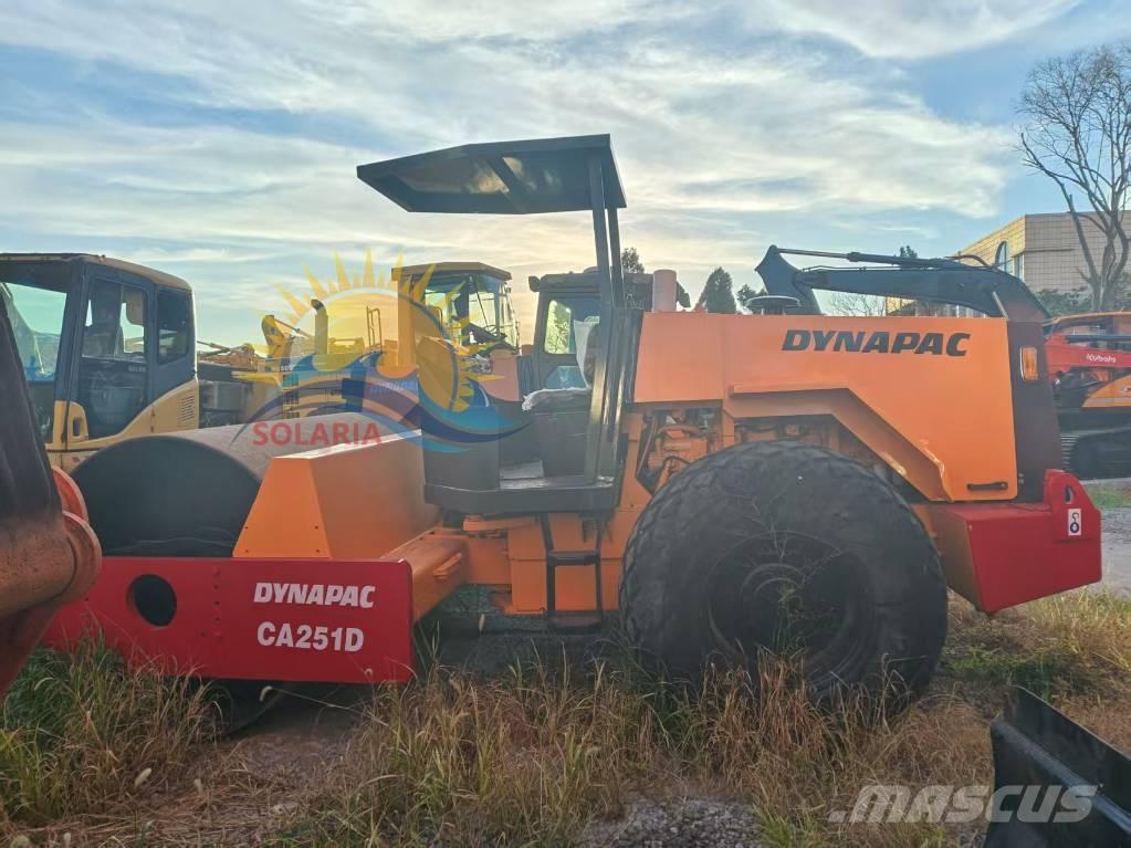 Dynapac CA 251 D Yksivalssijyrät