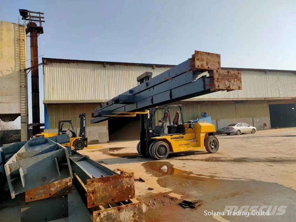 Komatsu FD 160E-8 Dieseltrukit